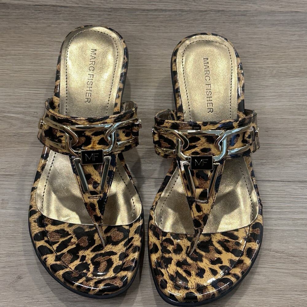Marc Fisher NIB Women’s 6 Leopard Print Thong Wedge Sandals Jersey Shore Y2K - Picture 2 of 8